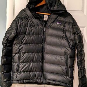 Patagonia Mens Down Sweater Puffer black Medium